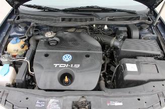 Volkswagen Golf 1.9 TDi picture 8