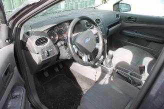 Ford Focus 1.4 16V picture 7