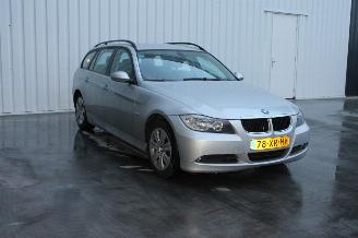 BMW 3-serie 318 Touring picture 6