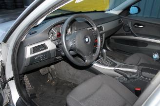 BMW 3-serie 318 Touring picture 7