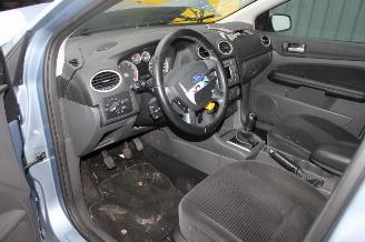 Ford Focus 1.6 Ti-VCT 16V picture 10