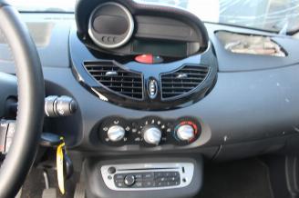 Renault Twingo 1.2 16V picture 11