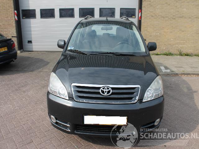 Toyota Avensis-verso 2.0 d