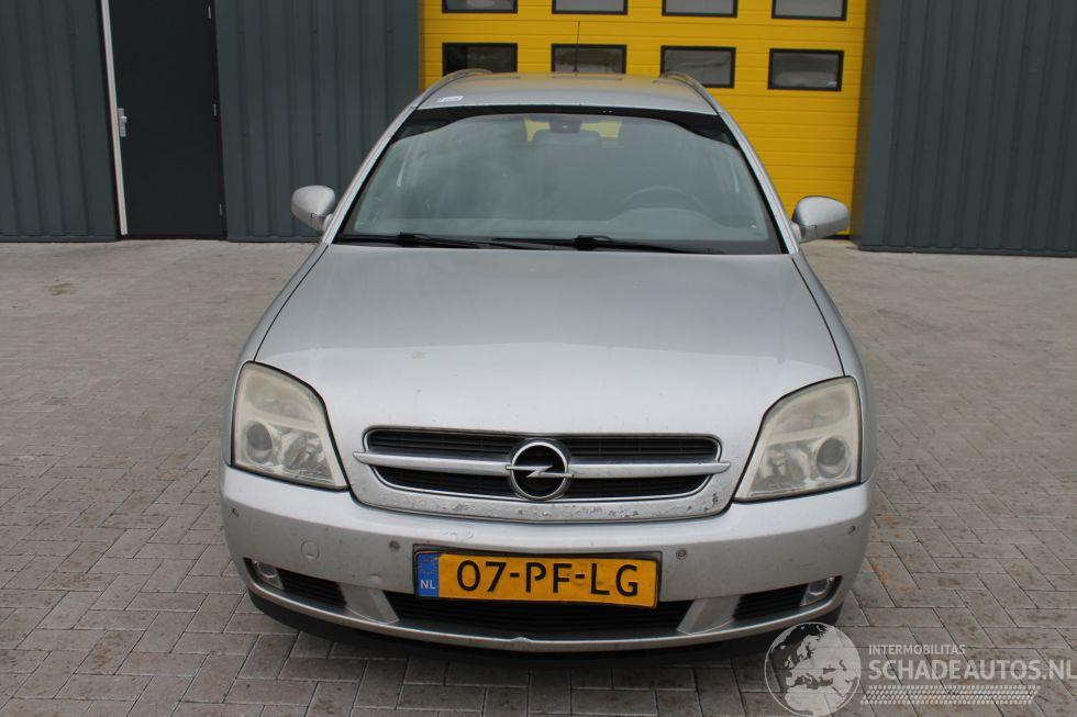 Opel Vectra 3.0 CDTi V6 24V