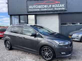 begagnad bil auto Ford Grand C-Max 1.5 benzine 5-persoons 150pk 2018/6