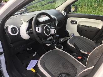 Renault Twingo 1.0 SCe Expression picture 5