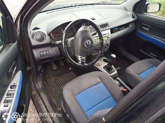 Mazda 2 1.6-16V hatchback picture 5
