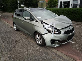 Damaged car Kia Carens 1.6 GDi 2014/10