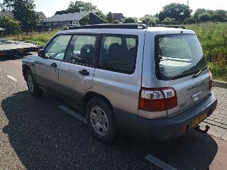 Subaru Forester 2.0-16V AWD picture 4
