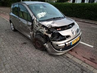 Coche accidentado Renault Modus 1.2-16V 2008/3