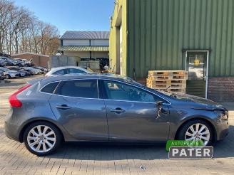 Volvo V-40 V40 (MV), Hatchback 5-drs, 2012 / 2019 1.6 D2 picture 3