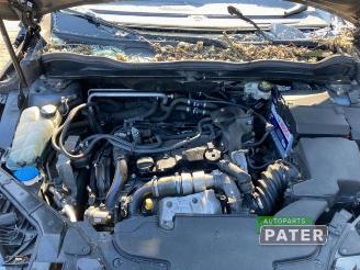 Volvo V-40 V40 (MV), Hatchback 5-drs, 2012 / 2019 1.6 D2 picture 12