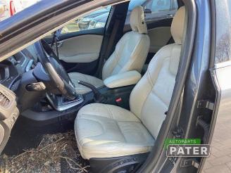 Volvo V-40 V40 (MV), Hatchback 5-drs, 2012 / 2019 1.6 D2 picture 10