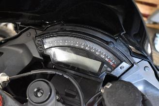Kawasaki  Ninja ZX-10R 200PK picture 23