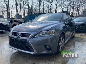 Salvage car Lexus Ct CT 200h, Hatchback, 2010 1.8 16V 2014/7