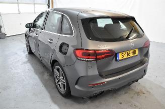 Mercedes B-klasse 180 AMG Line picture 5