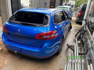 Peugeot 308 308 SW (L4/L9/LC/LJ/LR), Combi 5-drs, 2014 / 2021 1.2 12V e-THP PureTech 130 picture 5