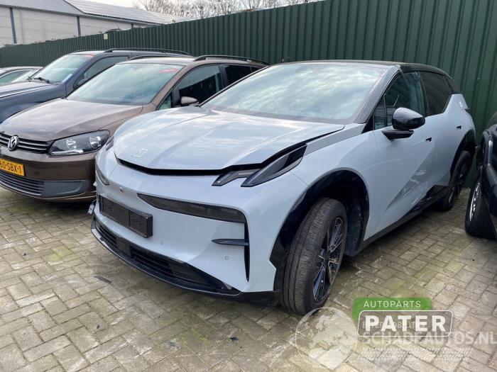 Zeekr X X, SUV, 2023 RWD Core 49 kWh, RWD Long Range 69 kWh