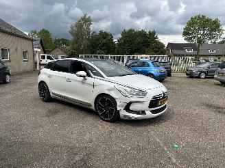 Auto incidentate Citroën DS5 2.0 HDi Sport Chic REST BPM €700,-!!! 2012/3