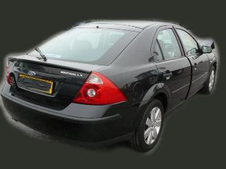 Ford Mondeo 1.8 i picture 1