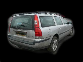 Volvo V-70 d5 s picture 2