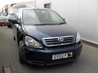 Toyota Avensis-verso 2.0 i picture 1