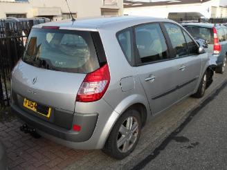 Renault Scenic 15 dci picture 4