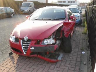 Alfa Romeo GT 19 jtd picture 2