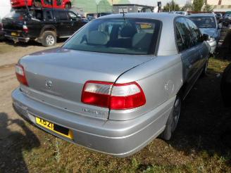 Opel Omega 22 i picture 4