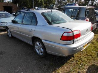 Opel Omega 22 i picture 3