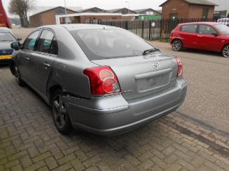 Toyota Avensis t4 2.2 d4d picture 3