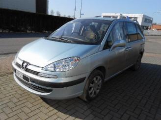 Peugeot 807 2.2 hdi picture 1