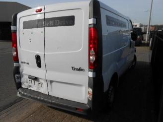 Renault Trafic 2.0dci picture 4