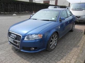 Audi A4 2.0tfsi picture 4