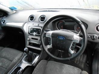 Ford Mondeo 2.0i picture 5
