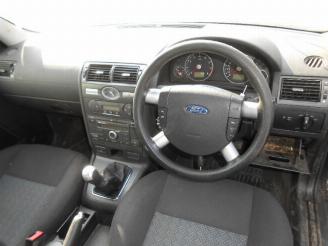 Ford Mondeo 1.8i picture 5