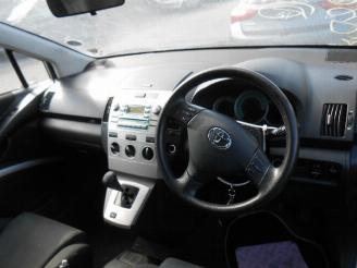 Toyota Corolla-verso 1.8i automaat picture 5