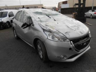 Peugeot 208 1.4hdi picture 2