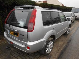 Nissan X-Trail 2.2 dci picture 4