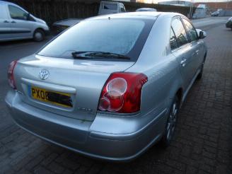 Toyota Avensis 1.8i picture 3