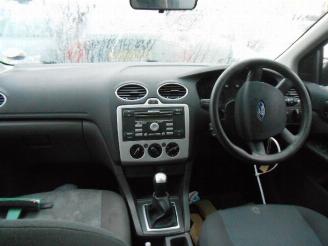 Ford Focus 1.8i picture 5