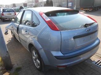 Ford Focus 1.8i picture 4