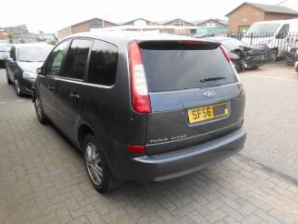 Ford C-Max  picture 2