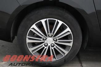 Peugeot 308 308 SW (L4/L9/LC/LJ/LR), Combi 5-drs, 2014 / 2021 1.2 12V e-THP PureTech 130 picture 21