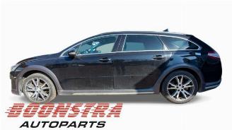 Peugeot 508 508 SW (8E/8U), Combi, 2010 / 2018 2.0 RXH HYbrid4 16V picture 2