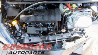 Toyota Yaris Yaris III (P13), Hatchback, 2010 / 2020 1.5 16V Hybrid picture 8