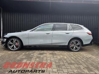 BMW 5-serie 5 serie Touring (G61), Combi, 2024 530e 2.0 TwinPower Turbo 16V picture 6