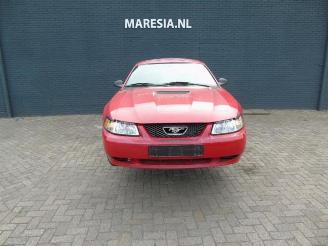 Ford USA Mustang Mustang IV, Coupe, 1993 / 2004 3.8 picture 2