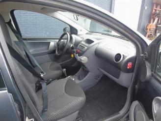 Toyota Aygo Aygo (B10), Hatchback, 2005 / 2014 1.0 12V VVT-i picture 4