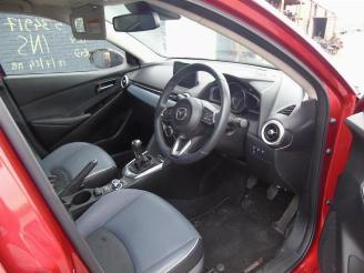 Mazda 2 2 (DJ/DL), Hatchback, 2014 1.5 SkyActiv-G 90 M Hybrid picture 7